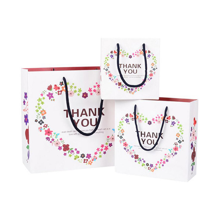 কেন কাগজের হ্যান্ডেল সহ একটি কাগজের ব্যাগ বেছে নিন?